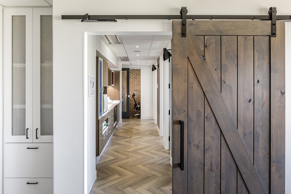 Dr. Kang Oral Surgery Interior Door